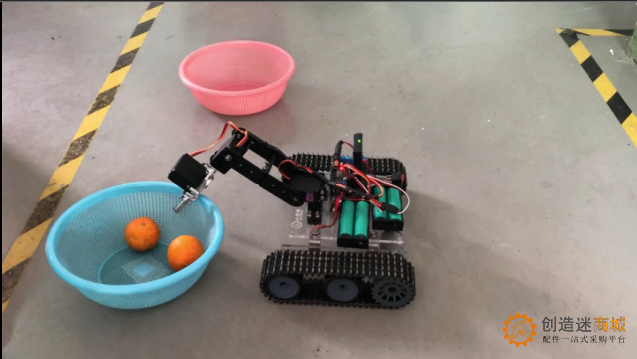 SNAR20 遥控亚克力坦克4自由度机械臂arduino