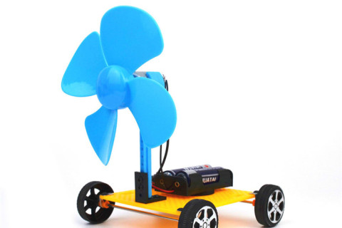 SNP64 拼装风力小车