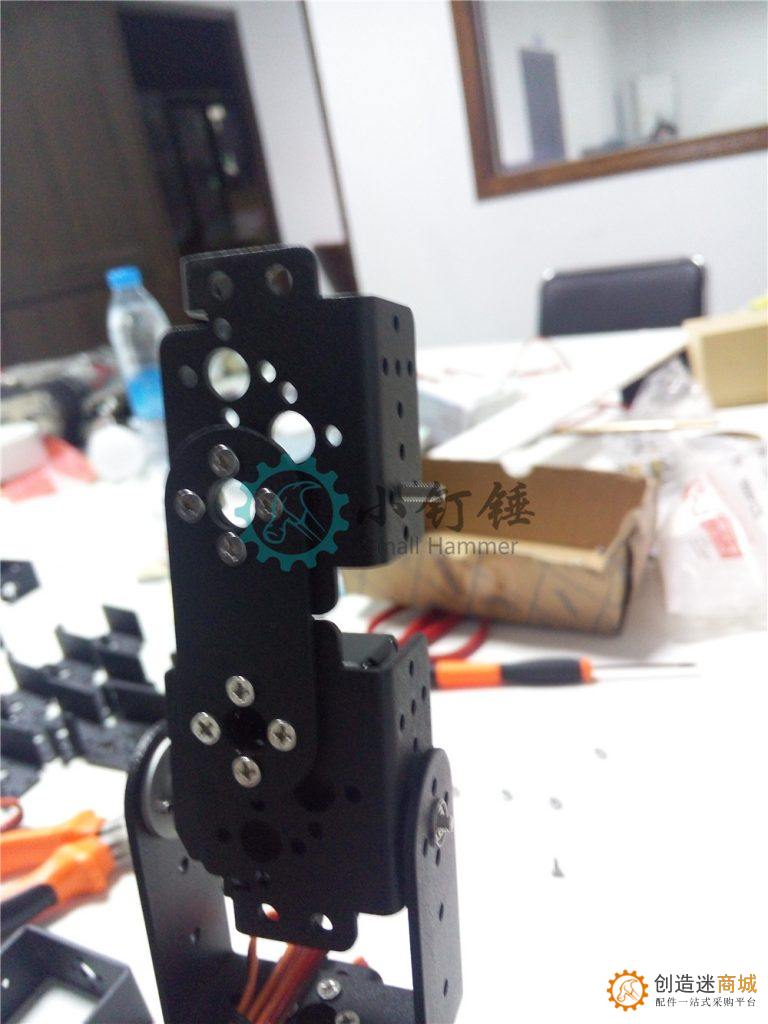 SNAM3100 8自由度 人形机器人不带舵机安装教程