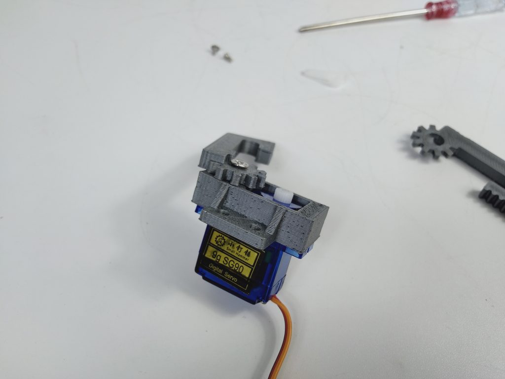 SNM2700 小夹子升级版sg90安装教程