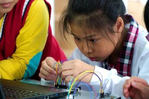 少儿创客教育学什么？