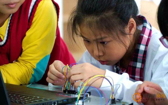 少儿创客教育学什么？