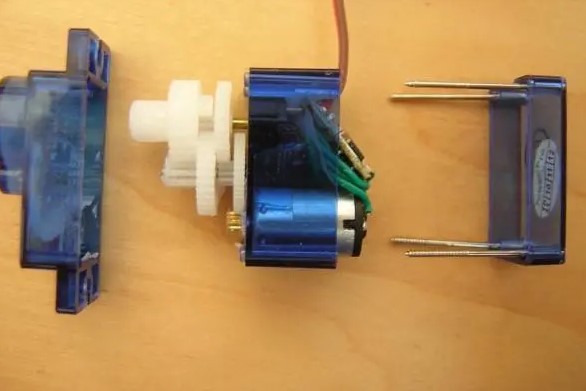如何使用arduino来控制舵机