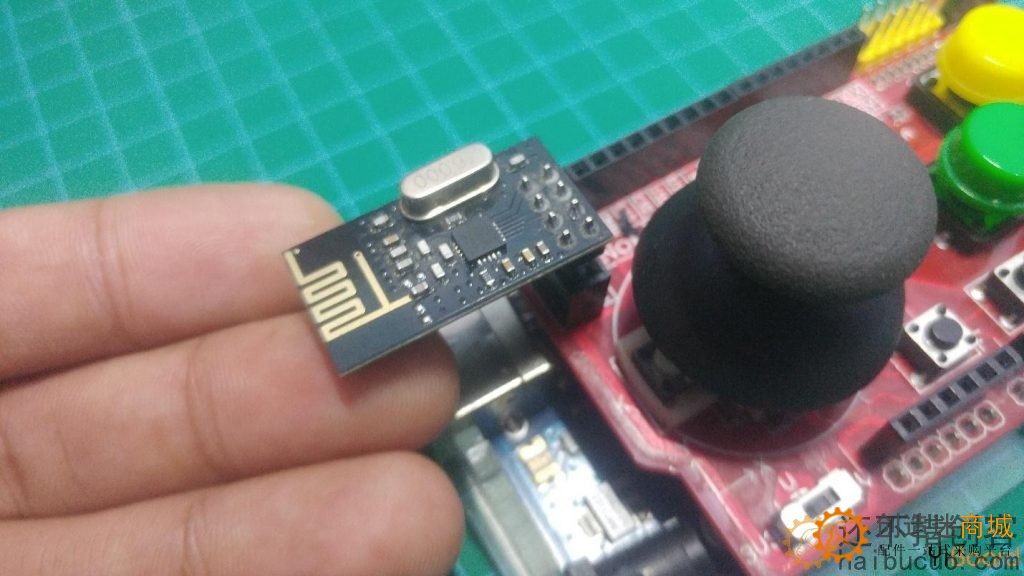 5.2 Arduino+L298N+NRF24L01+ joystick机器人制作小车