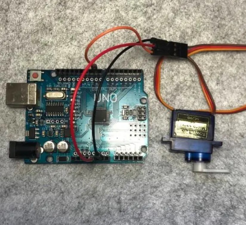如何使用arduino来控制舵机