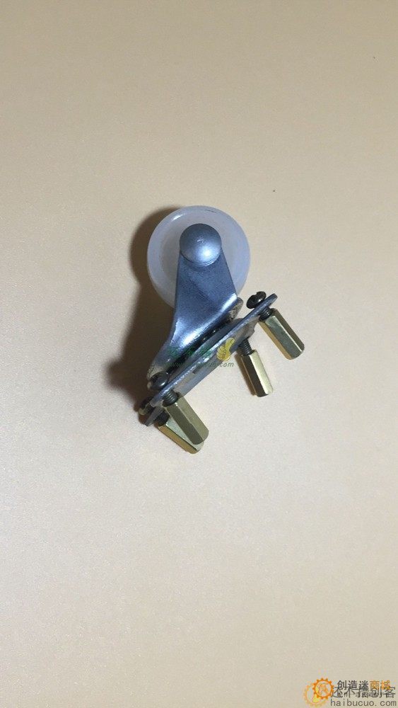 拼装四通道遥控机器人小车DIY套件 电子积木 模型 SNP86