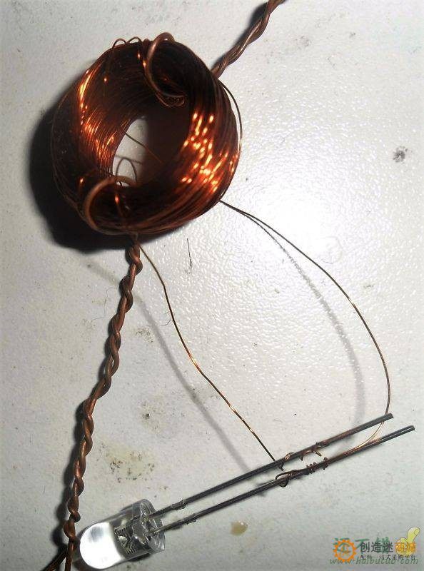 新的DIY作品：无线输电
