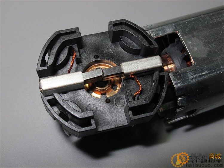 特价12V24V36V110V低速扁形5系列电机 带散热 同扁555电机