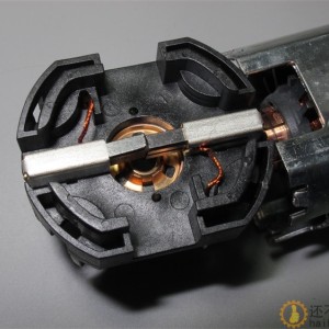 特价12V24V36V110V低速扁形5系列电机 带散热 同扁555电机