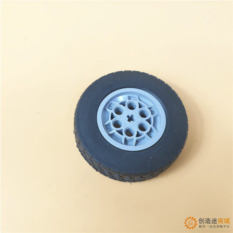 兼容乐高32019 86652c01国产科技教育积木零件 轮胎62.4x20mm轮毂