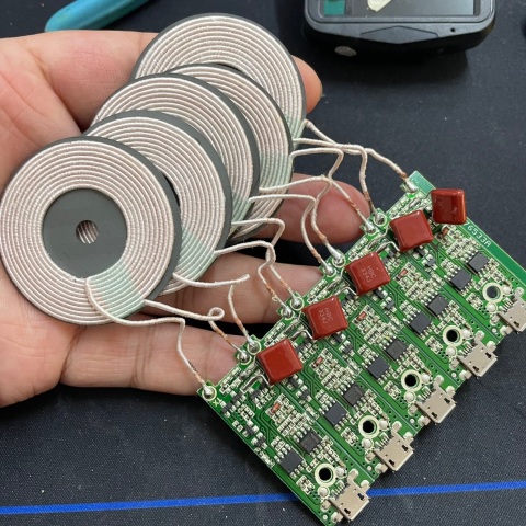 1片 无线充电器  diy研究价 microusb接口 清仓