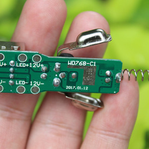 DC-DC降压电源模块板 直流7-12V转5V2.4A 手机USB车载充电器
