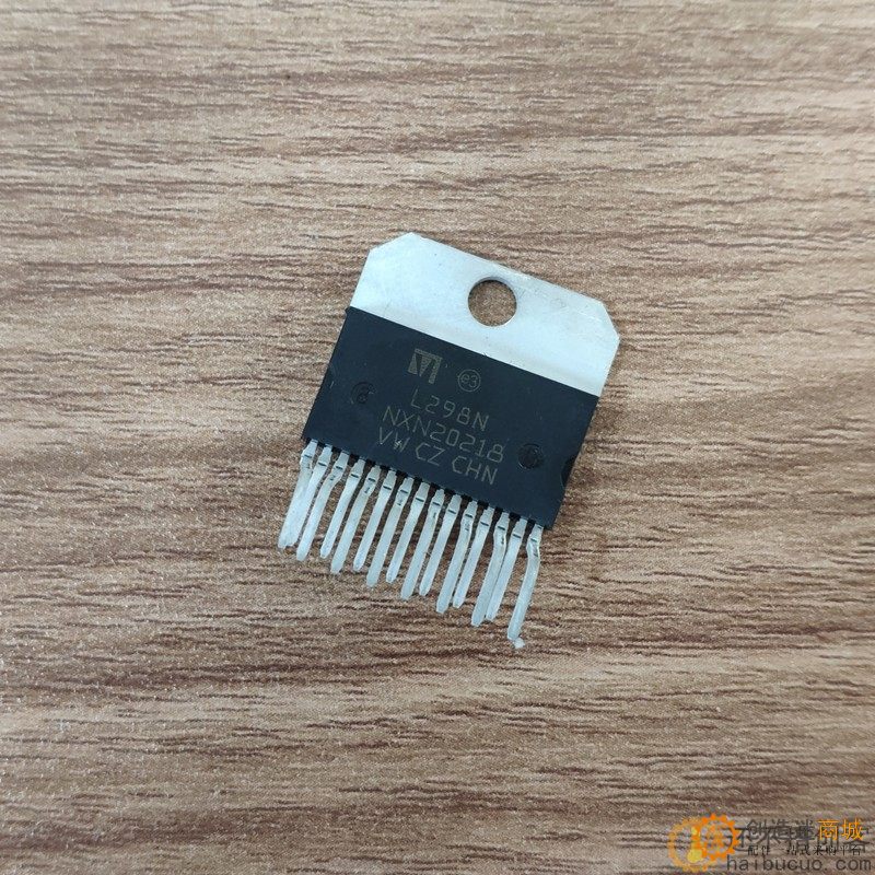 L298N 步进电机驱动芯片/电桥驱动器-内部开关 ZIP-15大芯片
