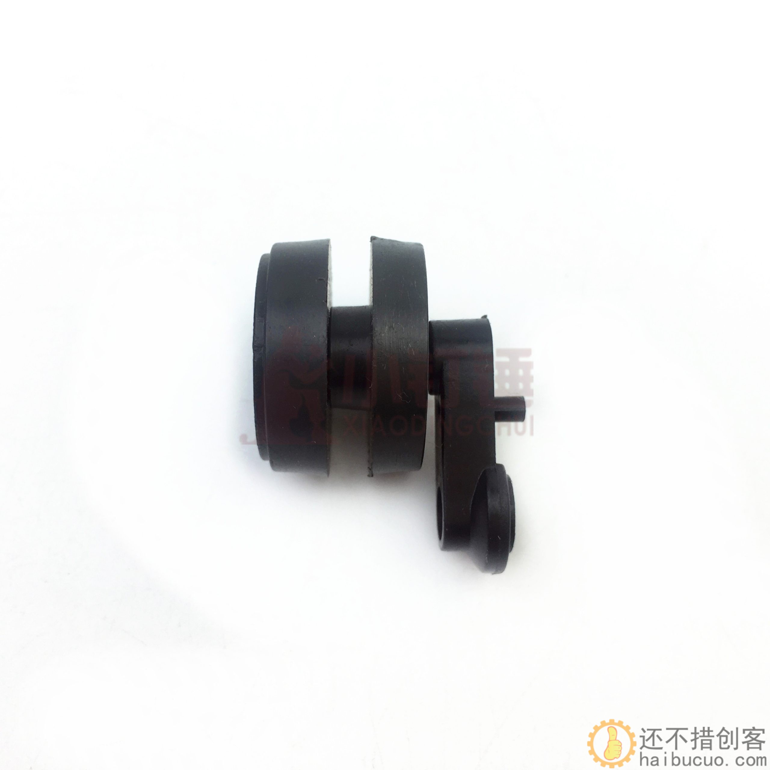小型减震坦克底盘从动轮带摇杆