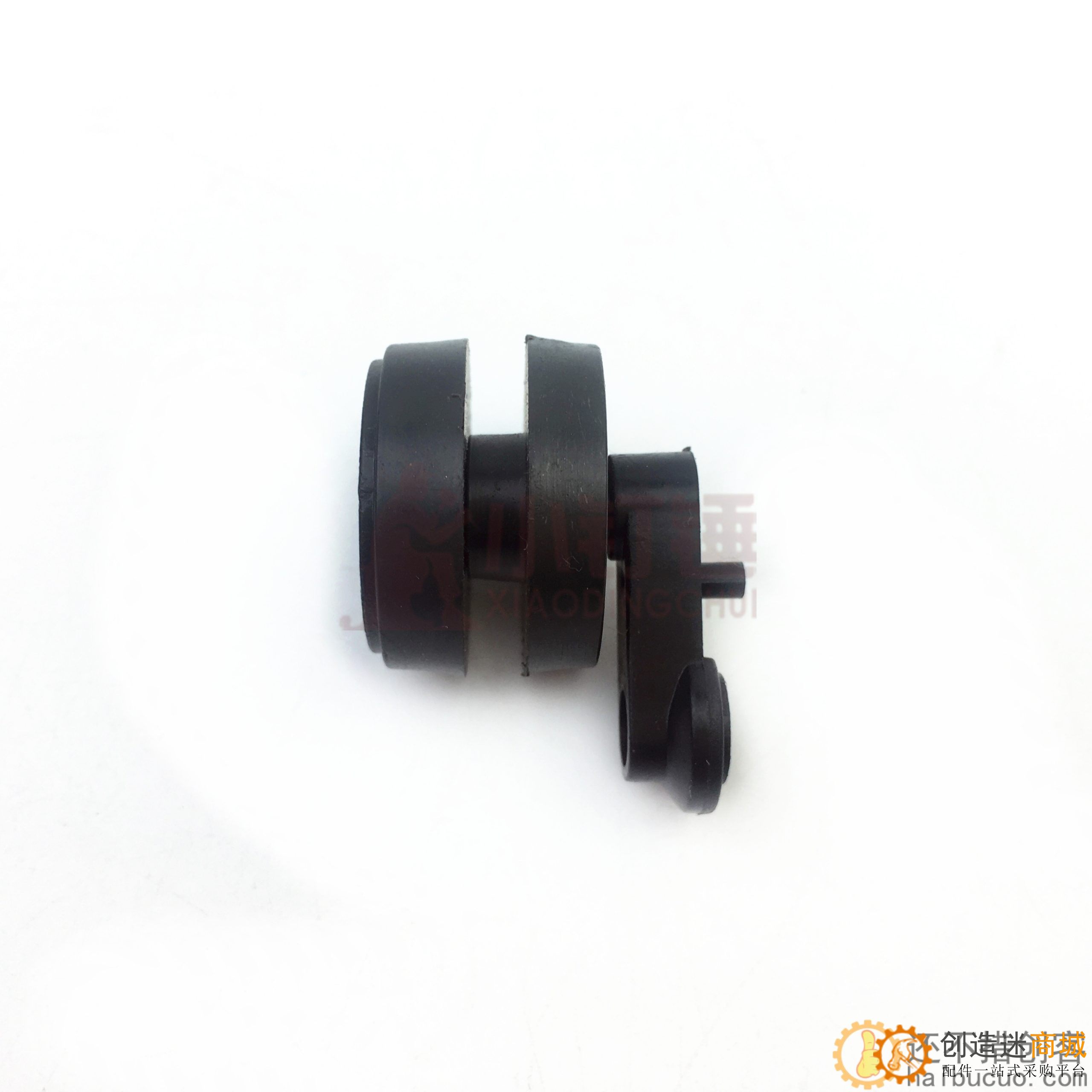 小型减震坦克底盘从动轮带摇杆