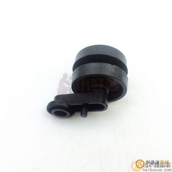 小型减震坦克底盘从动轮带摇杆