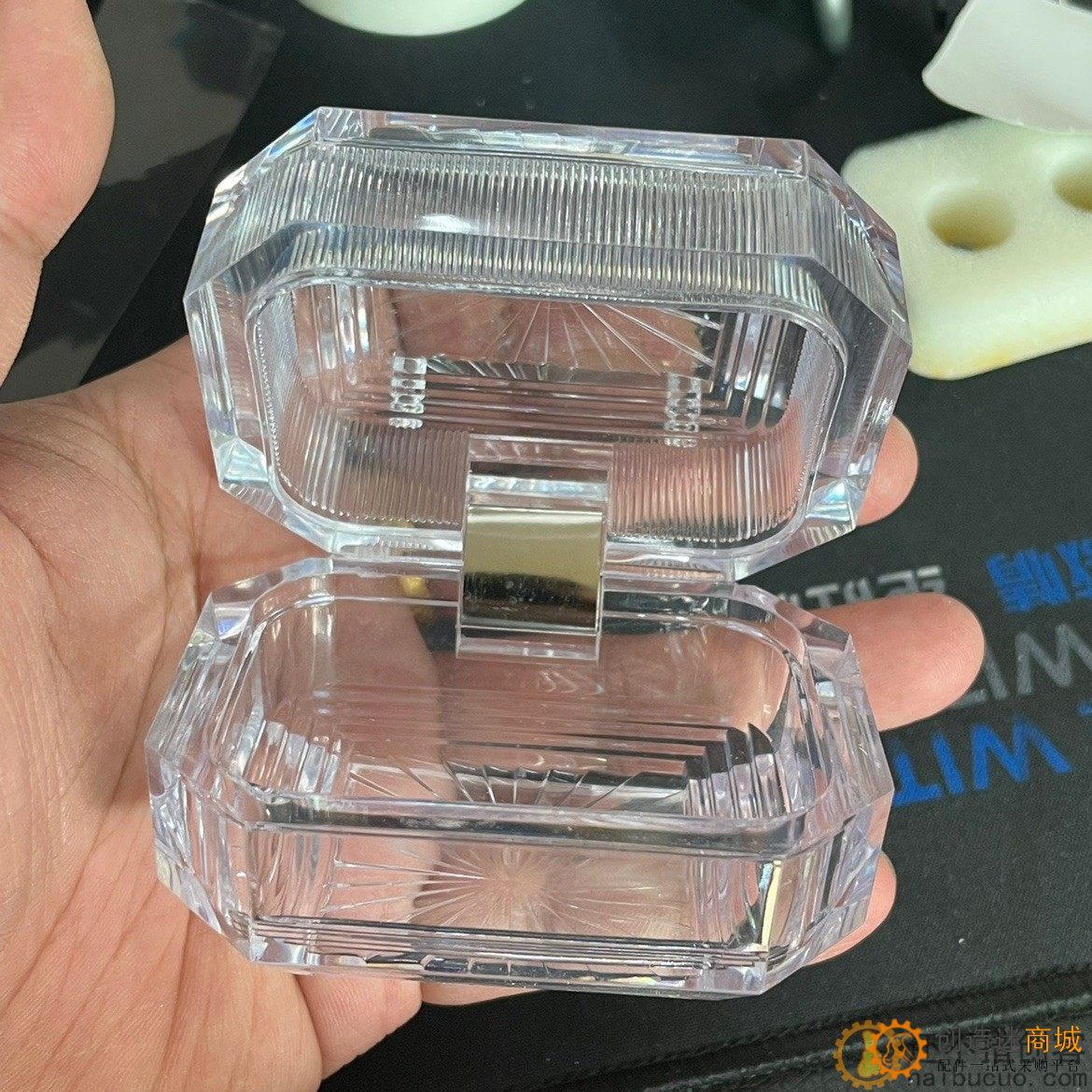 亚克力水晶收纳盒 做工精致 收纳首饰 元件ic用途