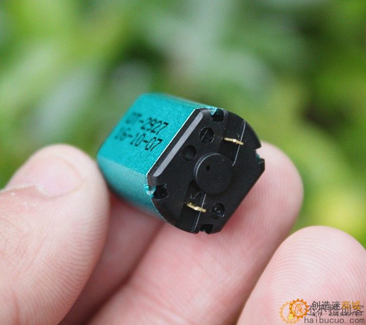 彩色030碳刷马达 DC2.4V 3.2V 3.7V 高速竞赛玩具微型直流电机