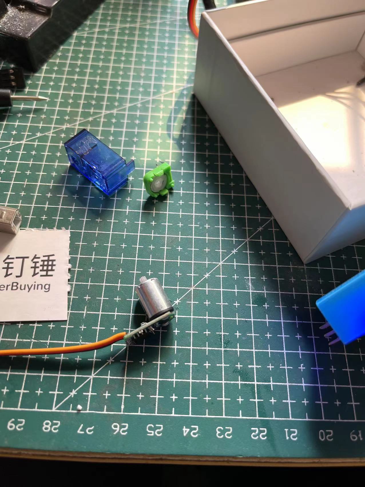 坏的舵机不要丢！如何把一个sg90舵机改造成一个有刷电调？