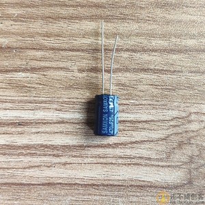 25V 470UF 电解电容