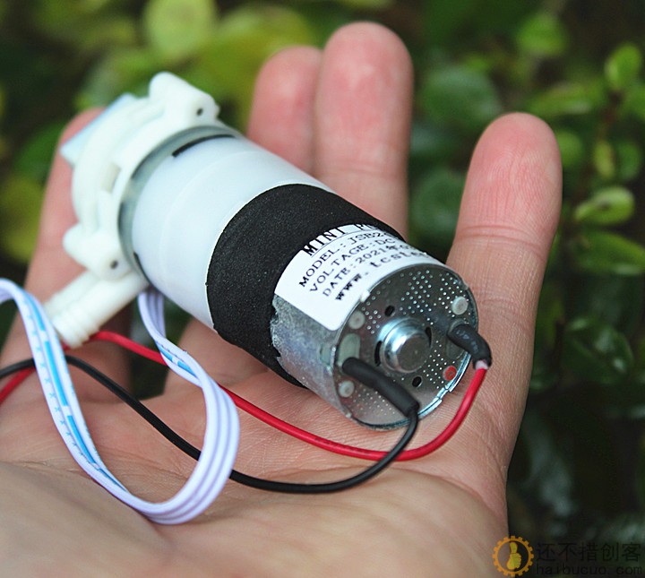 微型自吸水泵隔膜泵 带水流传感器 370电机 DC12V
