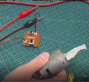 几块钱的调速板，我们来测试一家他的威力，号称3-9v，最大5A电流，还就那么大点的小芯片