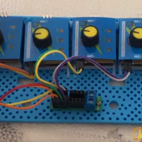 积木四路舵机测试仪四自由度机械臂控制套件 SNP108