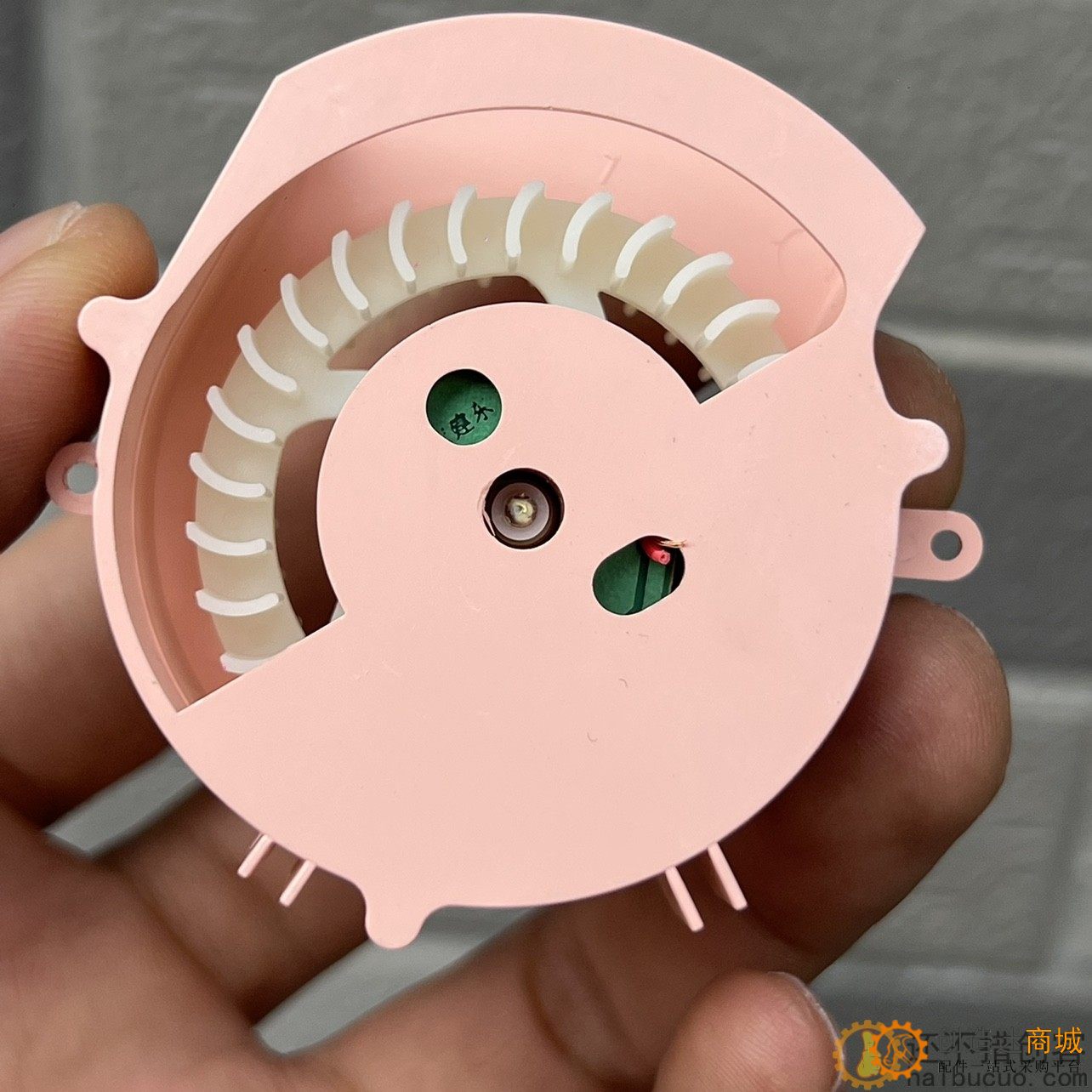 按配对颜色随发 高品质无刷无叶风扇 diy挂脖风扇 DC-3.7-9V 全新SN1044