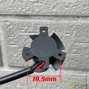 12V0.22A大风量散热器风量 汽车灯高温线散热风扇SN1019