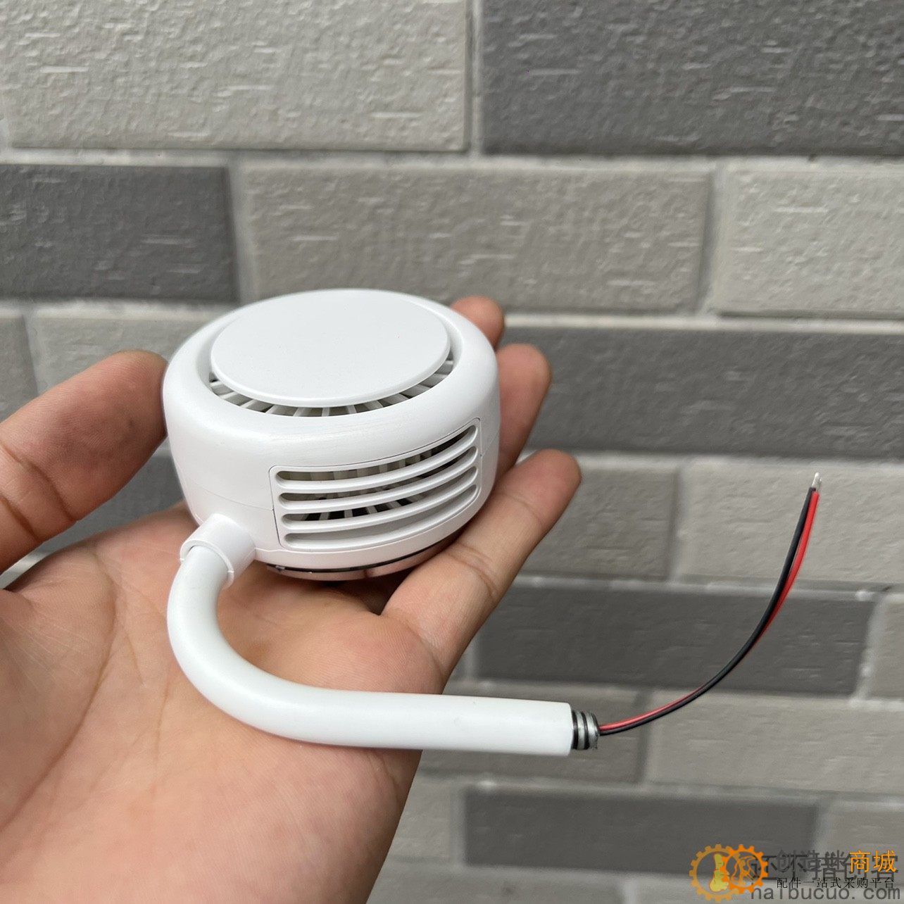 按配对颜色随发 高品质无刷无叶风扇 diy挂脖风扇 DC-3.7-9V 全新SN1044