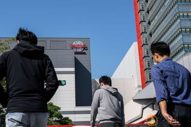 拜登庆祝芯片法案通过 美国将阻止台积电在中国生产先进芯片