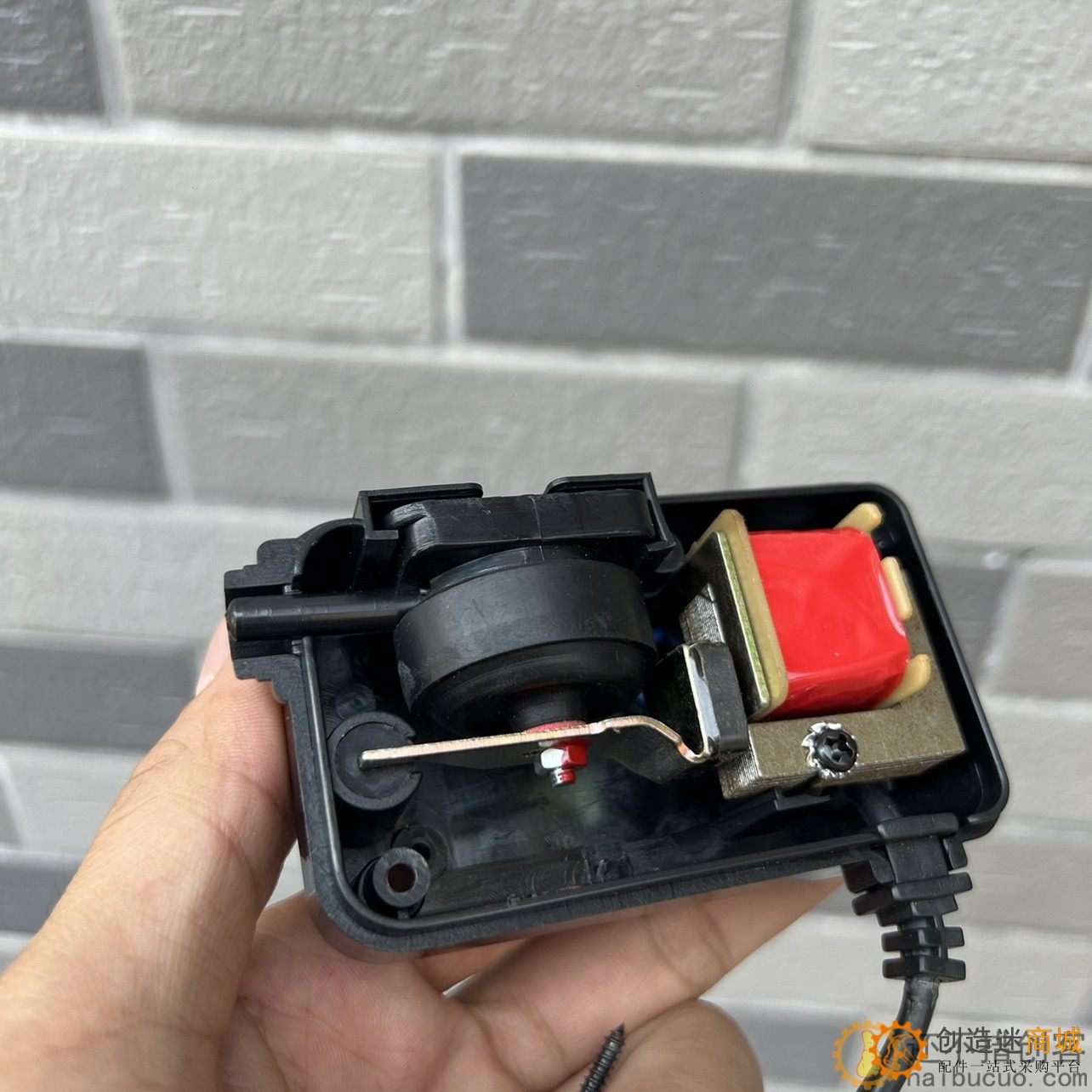 养鱼增氧泵 220V磁共振泵 不防水 注意做好防水