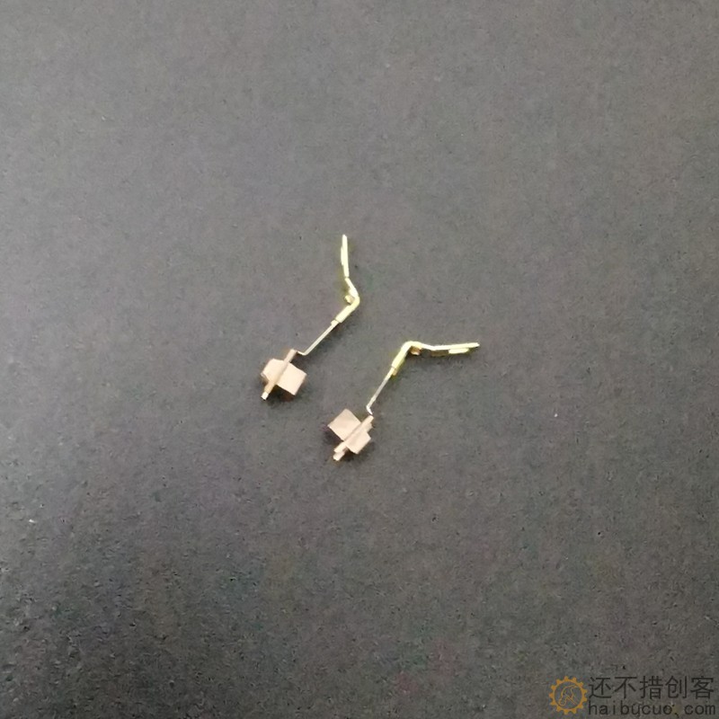 130马达四驱车马达碳刷电铜刷电机针四驱车马达升级配件
