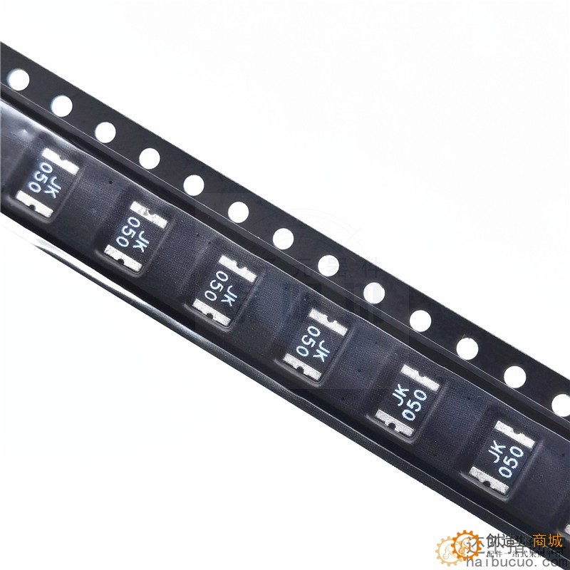 贴片1812 0.5A自恢复保险丝/保险管 PPTC MSMD050-15V 500MA