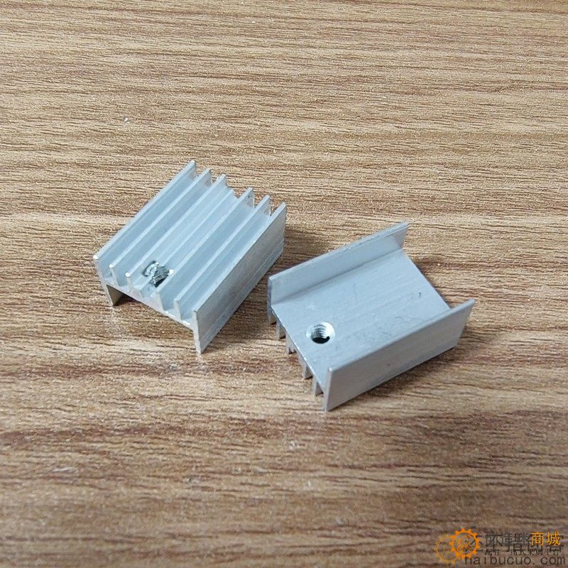 散热器 15*11*20 散热片 YK20 银色 TO-220 散热片SN1178