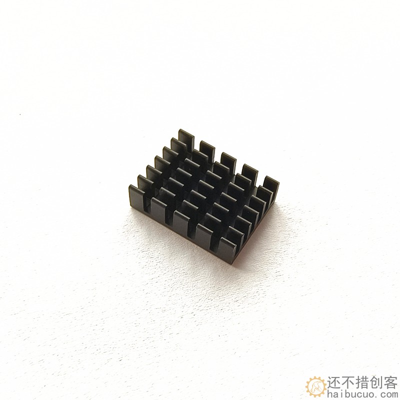 散热片 19*14*6MM （黑色开槽）优质散热器SN1185