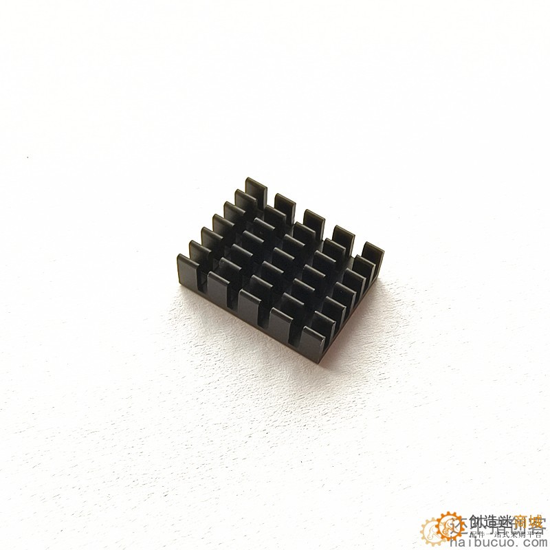 散热片 19*14*6MM （黑色开槽）优质散热器SN1185
