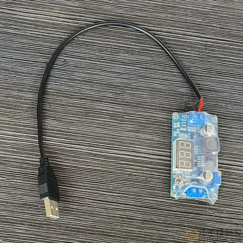 USB供电升压模块DC-DC可调升压模块 输出可调 5-25V带电压表显示