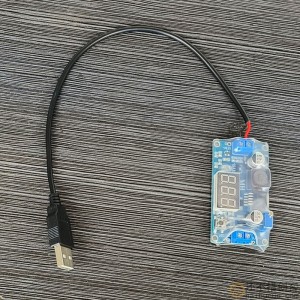 USB供电升压模块DC-DC可调升压模块 输出可调 5-25V带电压表显示