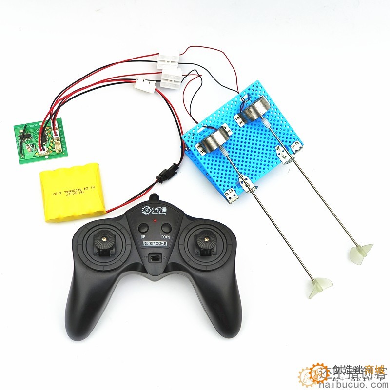 四通道遥控船 玩具船  4.8v/6v遥控拼装船 正反桨 两驱 创意diy玩具