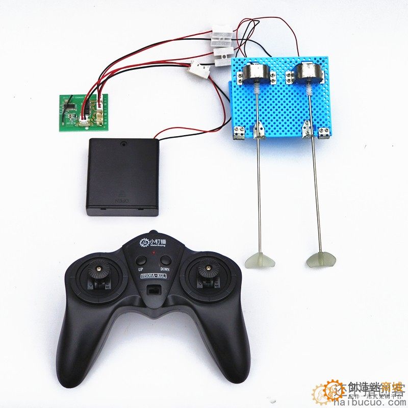 四通道遥控船 玩具船  4.8v/6v遥控拼装船 正反桨 两驱 创意diy玩具