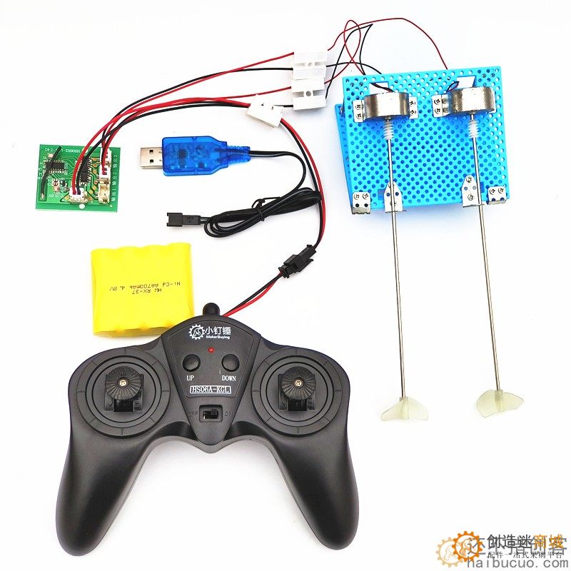 四通道遥控船 玩具船  4.8v/6v遥控拼装船 正反桨 两驱 创意diy玩具