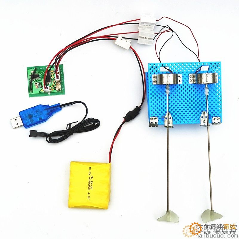 四通道遥控船 玩具船  4.8v/6v遥控拼装船 正反桨 两驱 创意diy玩具