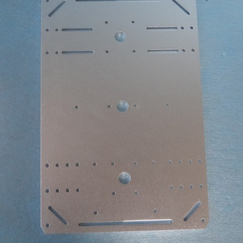 小车底盘板 银色 铝合金 300mm*200mm*3mm 6061高强度铝合金SNC407