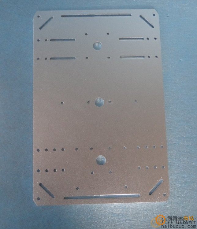 小车底盘板 银色 铝合金 300mm*200mm*3mm 6061高强度铝合金SNC407