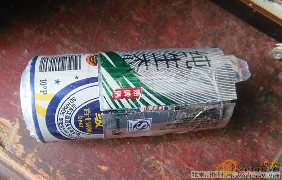 如何用用易拉罐做矿石机上的可变电容？