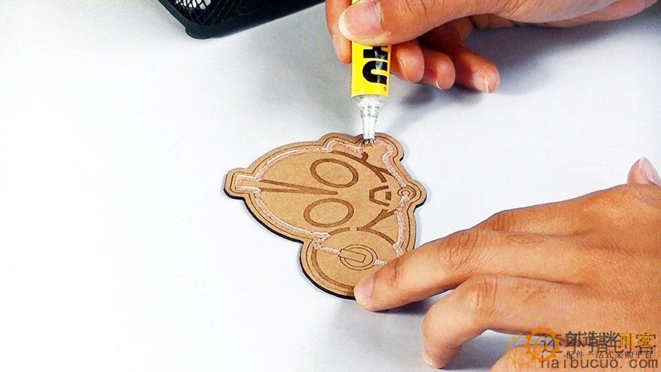 如何制作一个奥特曼头像导电墨水灯？