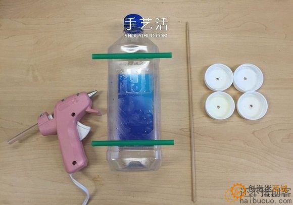 如何制作一个瓶子电动风力小车？用瓶子，瓶盖，马达，扇叶