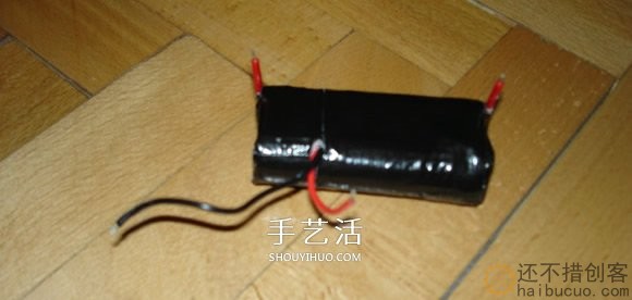 如何制作一个电动泡沫双体船？