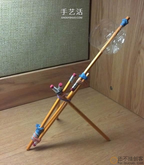 如何制作一个投石机？用几根铅笔